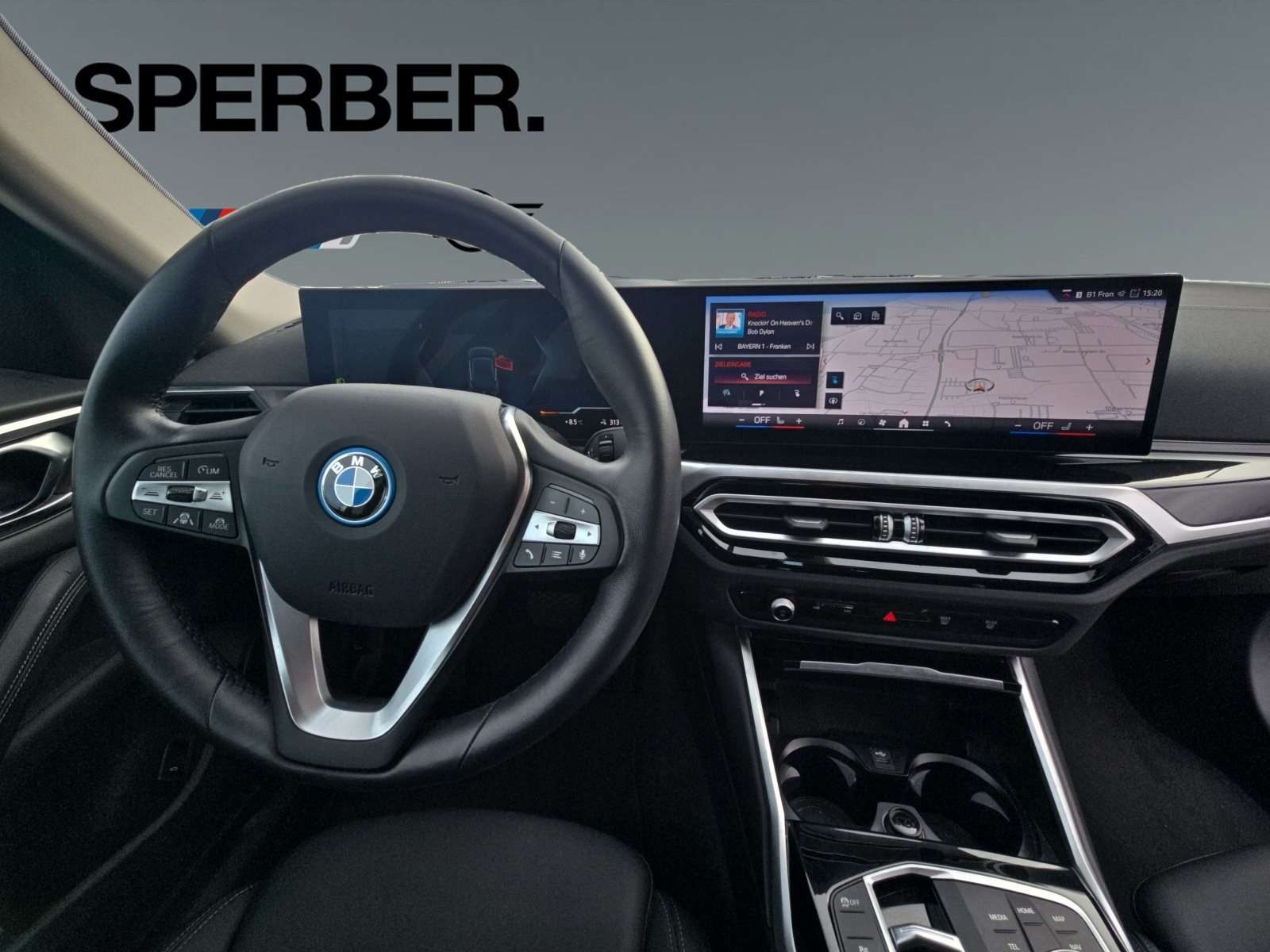 Fahrzeugbild eines BMW i4