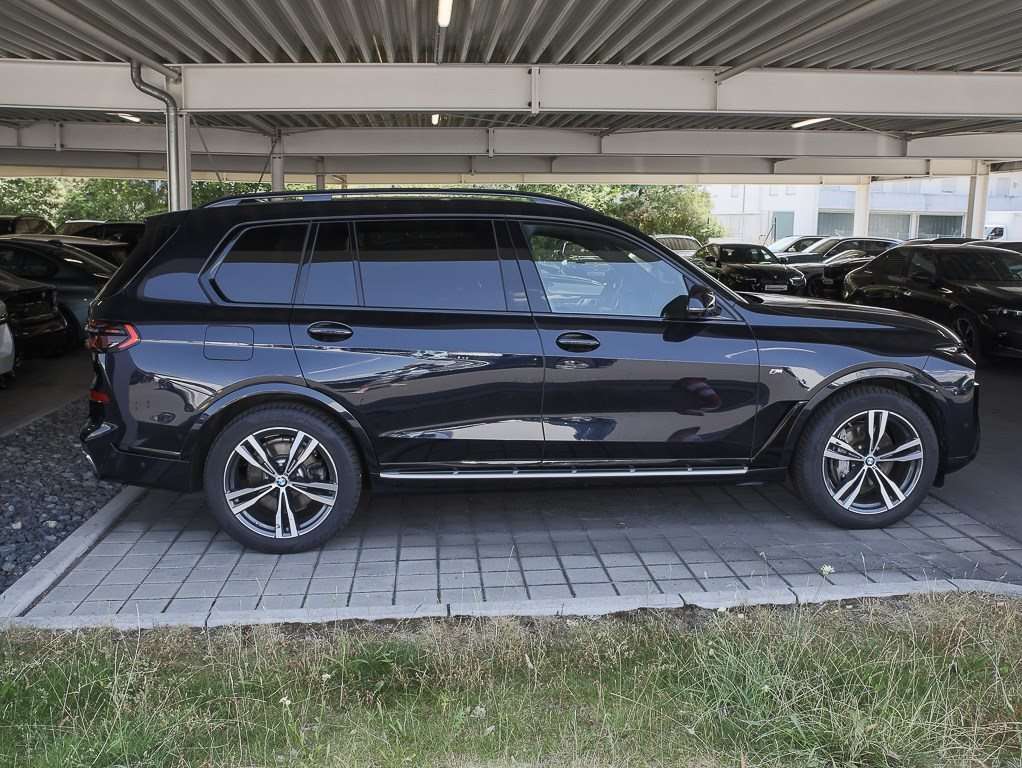 Fahrzeugbild eines BMW X7