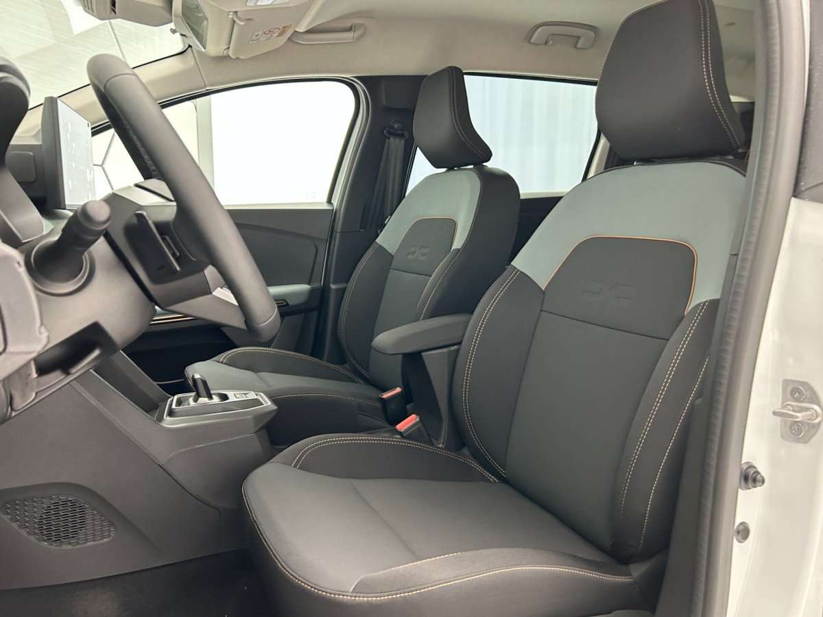 Fahrzeugbild eines Dacia Jogger