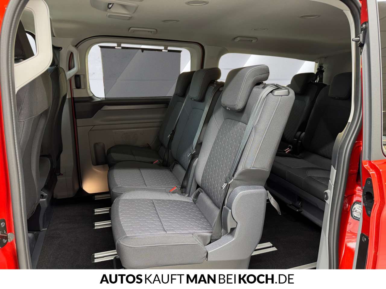 Fahrzeugbild eines Ford Tourneo Custom