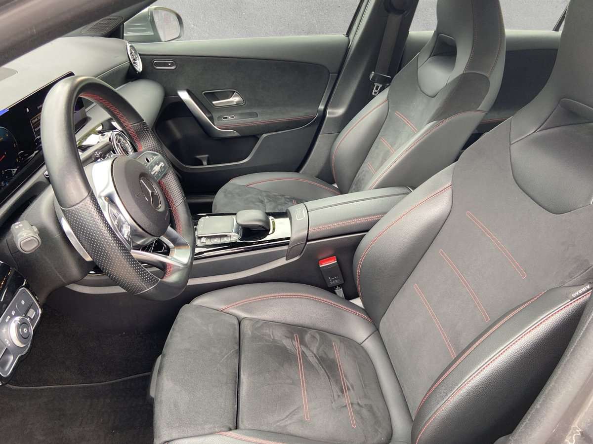 Fahrzeugbild eines Mercedes-Benz A-Klasse