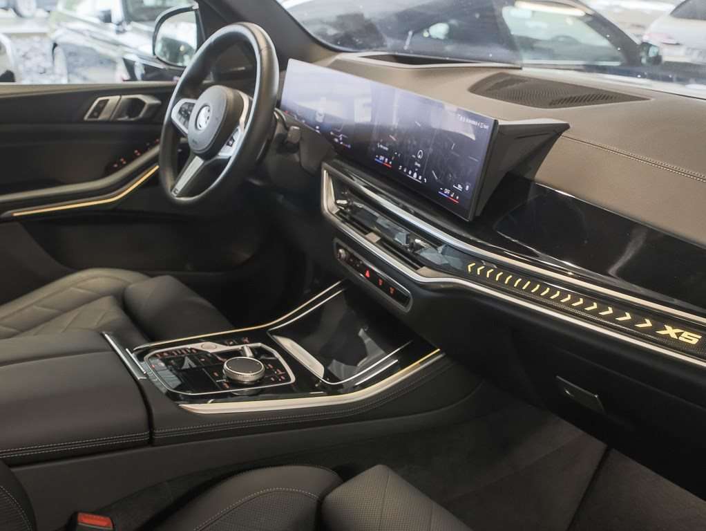 Fahrzeugbild eines BMW X5