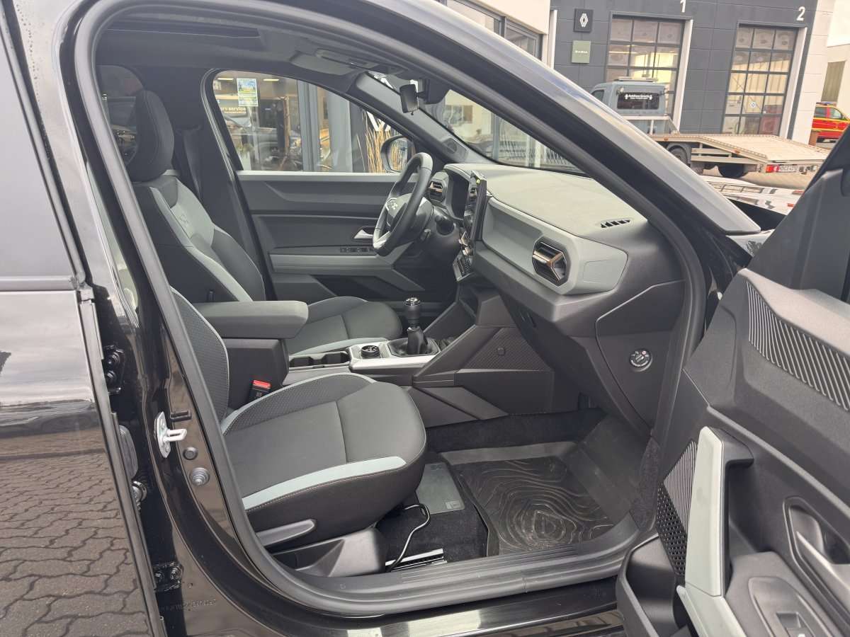 Fahrzeugbild eines Dacia Bigster