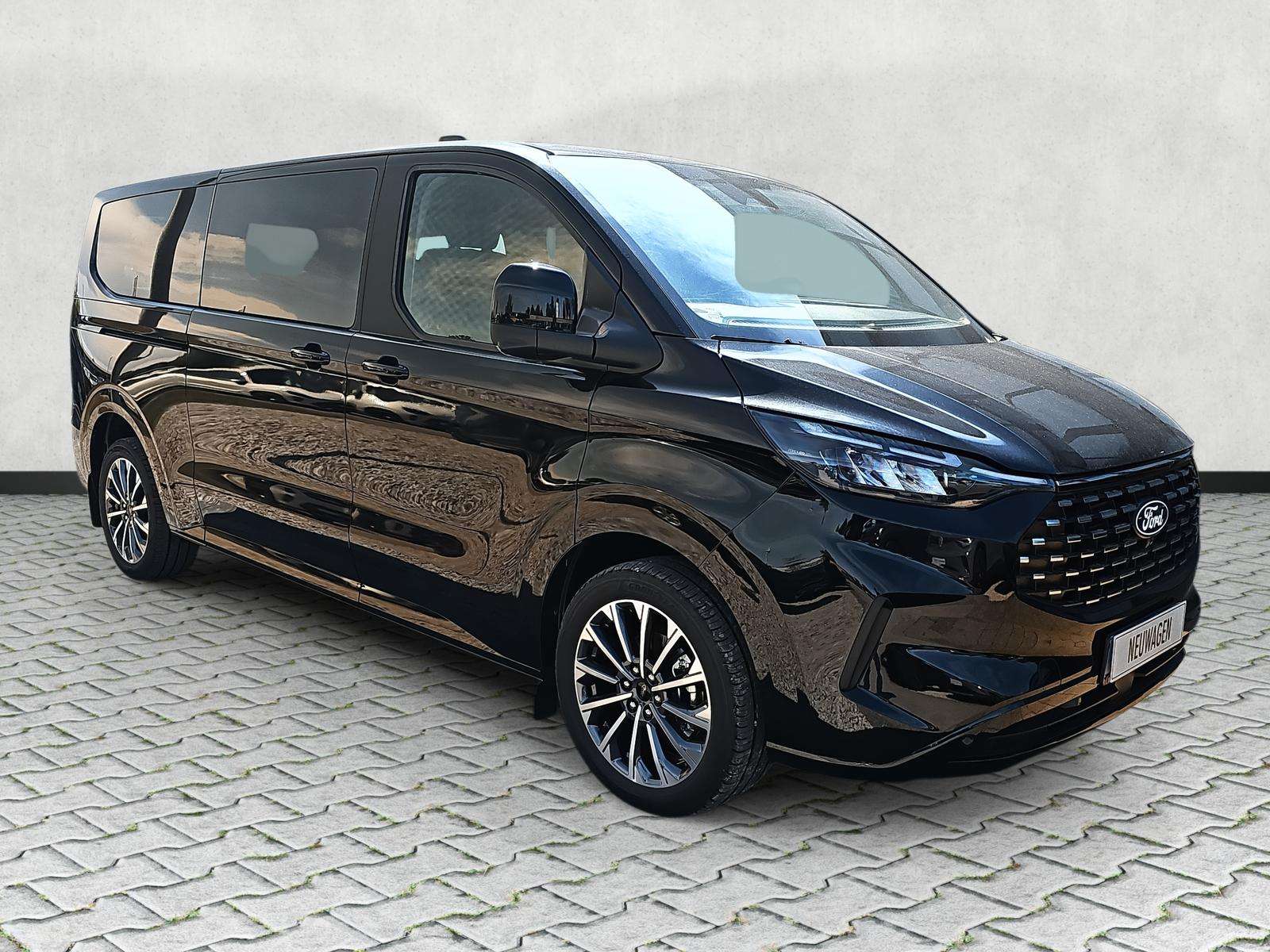 Fahrzeugbild eines Ford Tourneo Custom