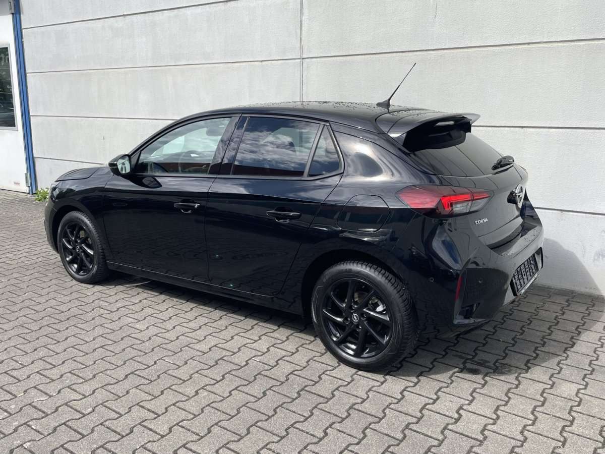 Fahrzeugbild eines Opel Corsa