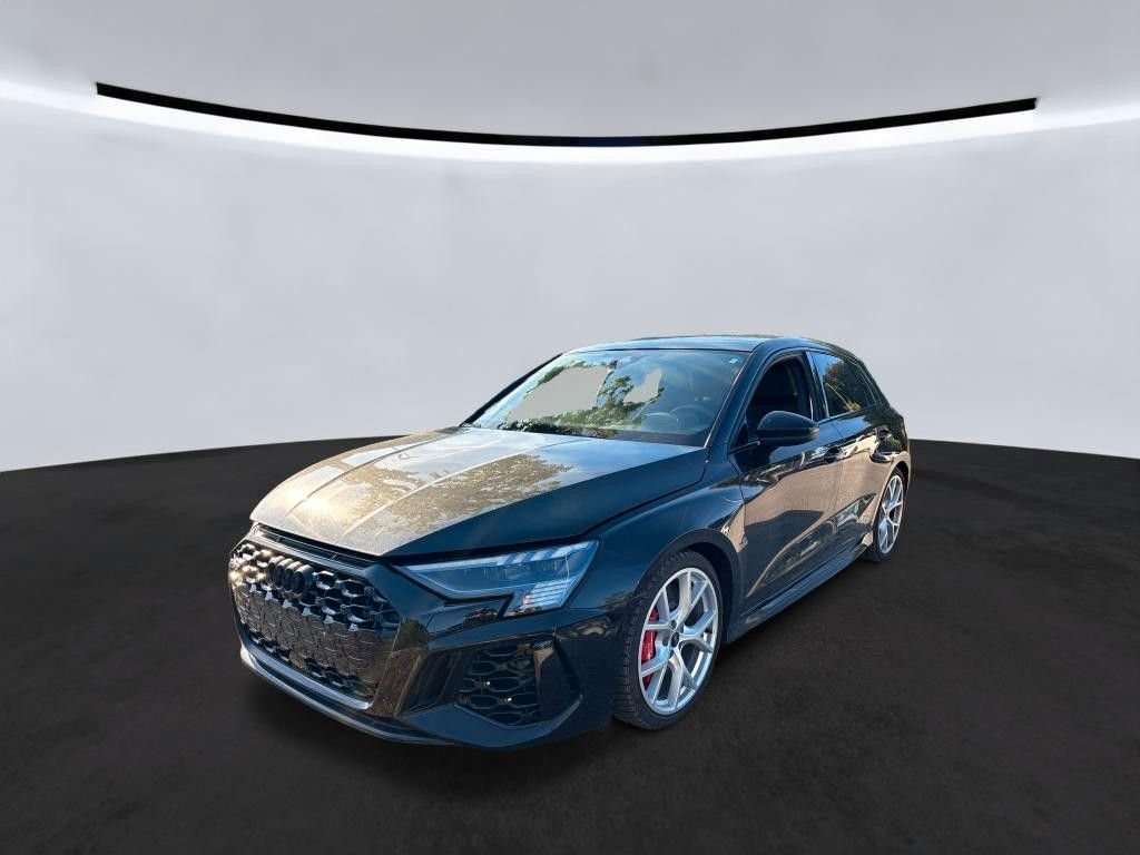 Fahrzeugbild eines Audi RS3