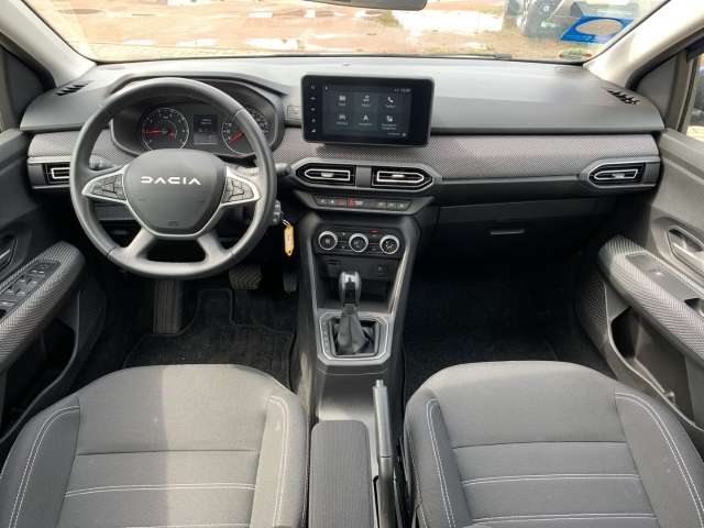 Fahrzeugbild eines Dacia Sandero