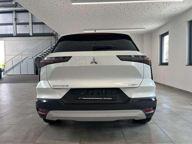 Fahrzeugbild eines Mitsubishi Grandis