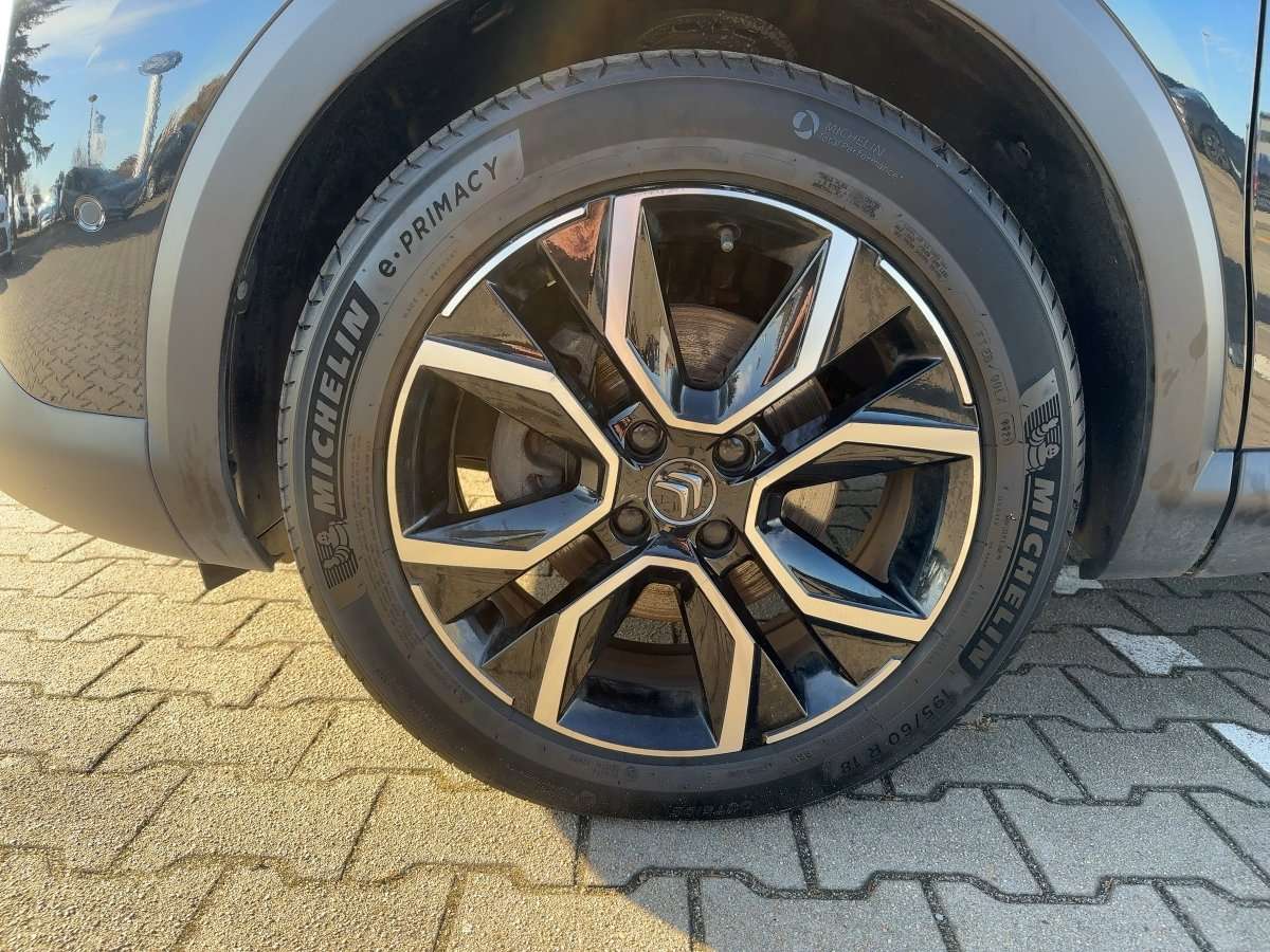 Fahrzeugbild eines Citroën C4