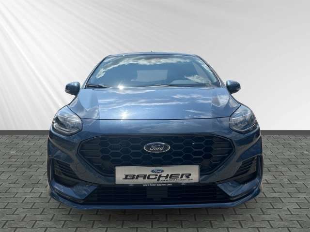 Fahrzeugbild eines Ford Fiesta