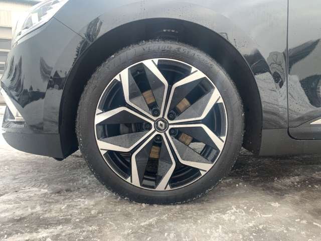 Fahrzeugbild eines Renault Grand Scénic