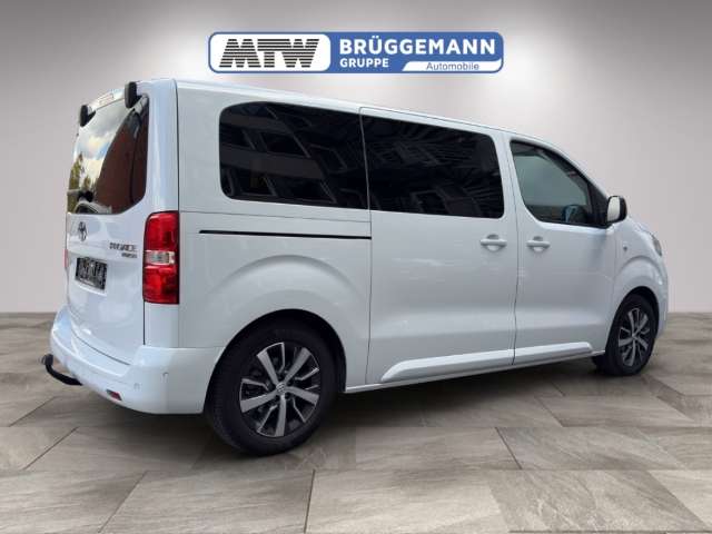 Fahrzeugbild eines Toyota Proace