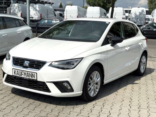 Fahrzeugbild eines SEAT Ibiza