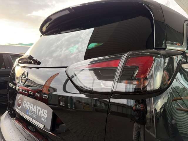 Fahrzeugbild eines Opel Crossland X