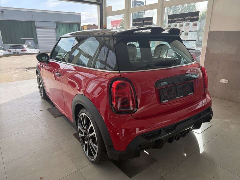 Fahrzeugbild eines MINI COOPER