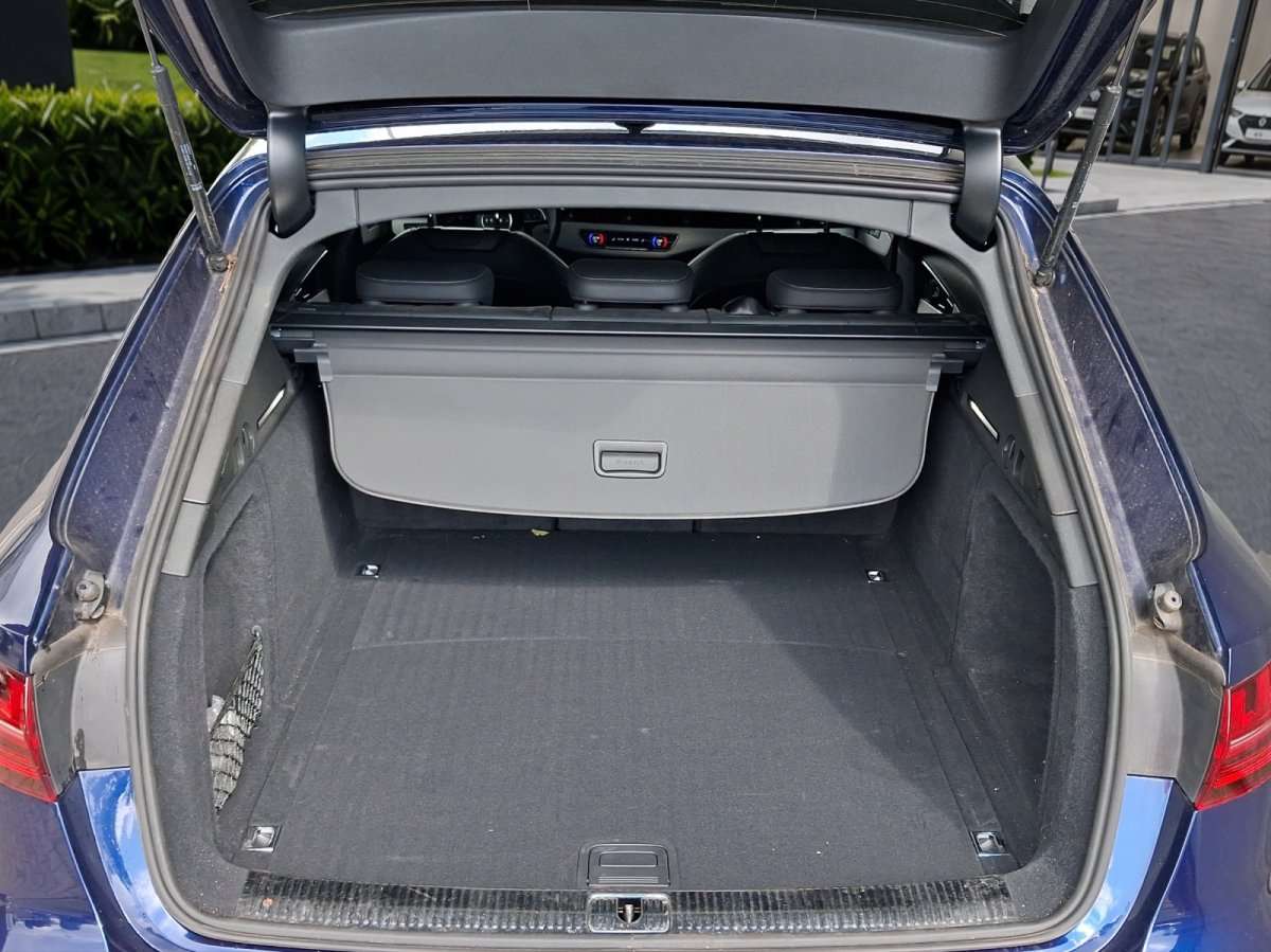 Fahrzeugbild eines Audi A4