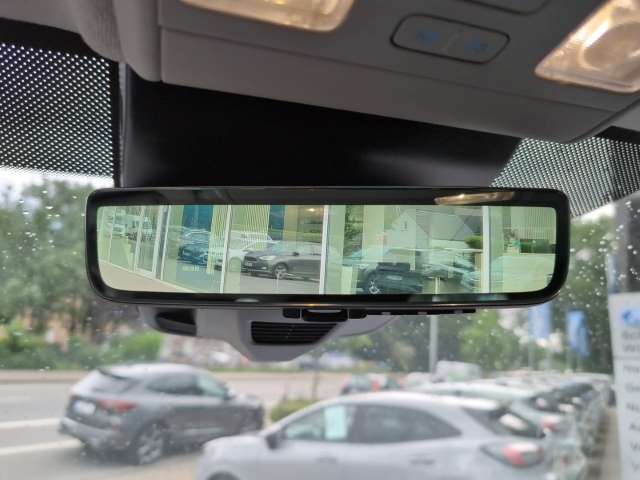 Fahrzeugbild eines Ford Transit Custom