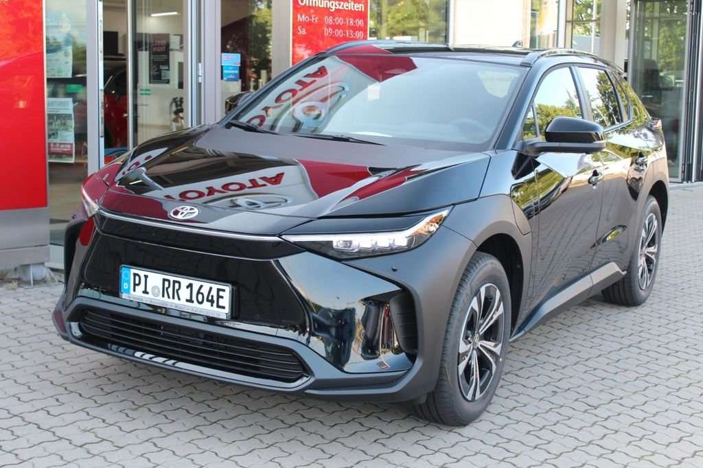 Fahrzeugbild eines Toyota bZ4X
