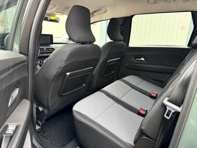 Fahrzeugbild eines Dacia Jogger