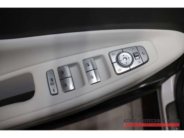 Fahrzeugbild eines Hyundai Santa Fe