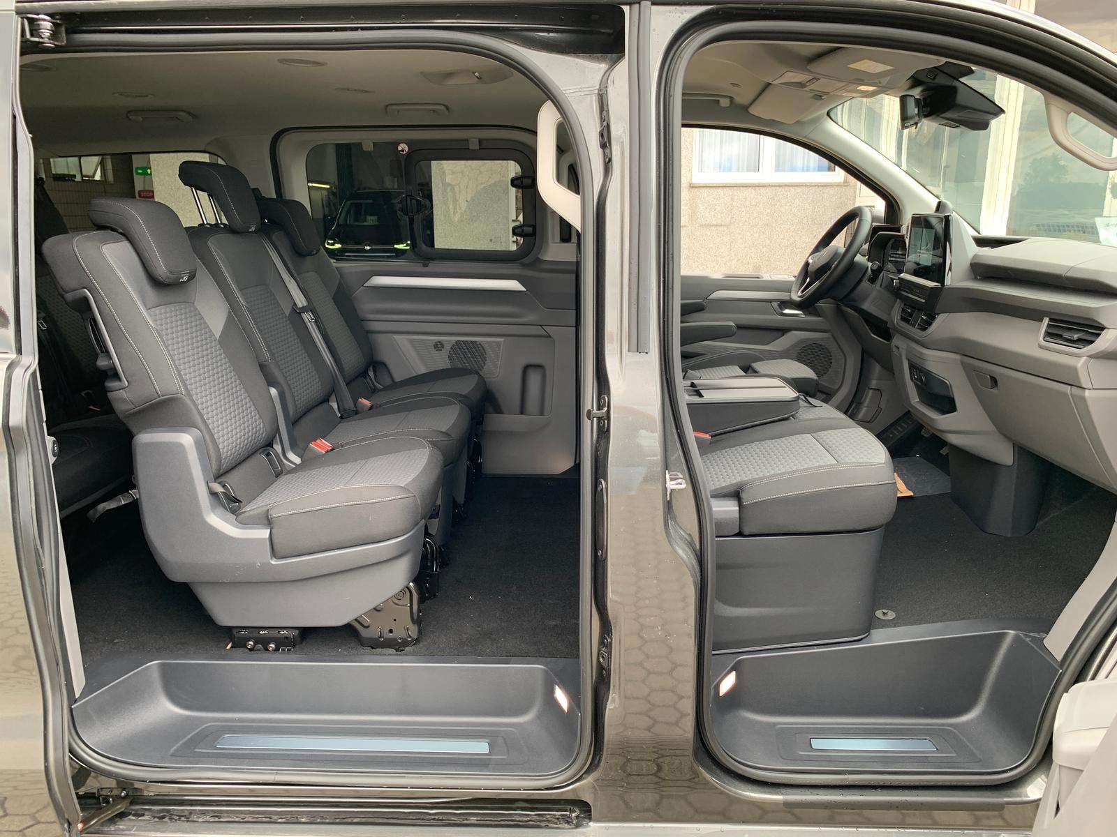 Fahrzeugbild eines Volkswagen Caravelle