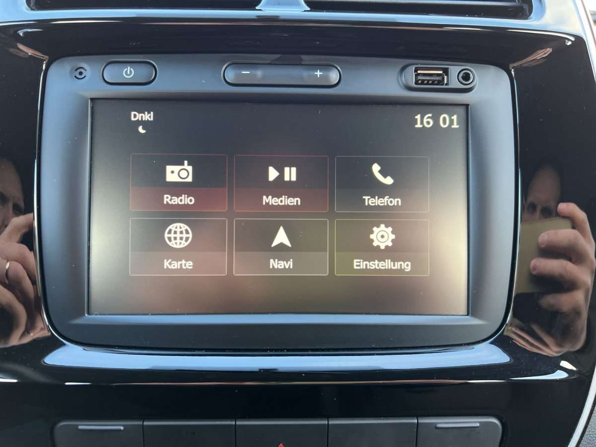 Fahrzeugbild eines Dacia Spring