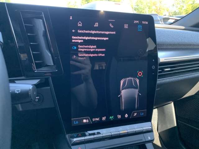 Fahrzeugbild eines Renault Megane E-TECH