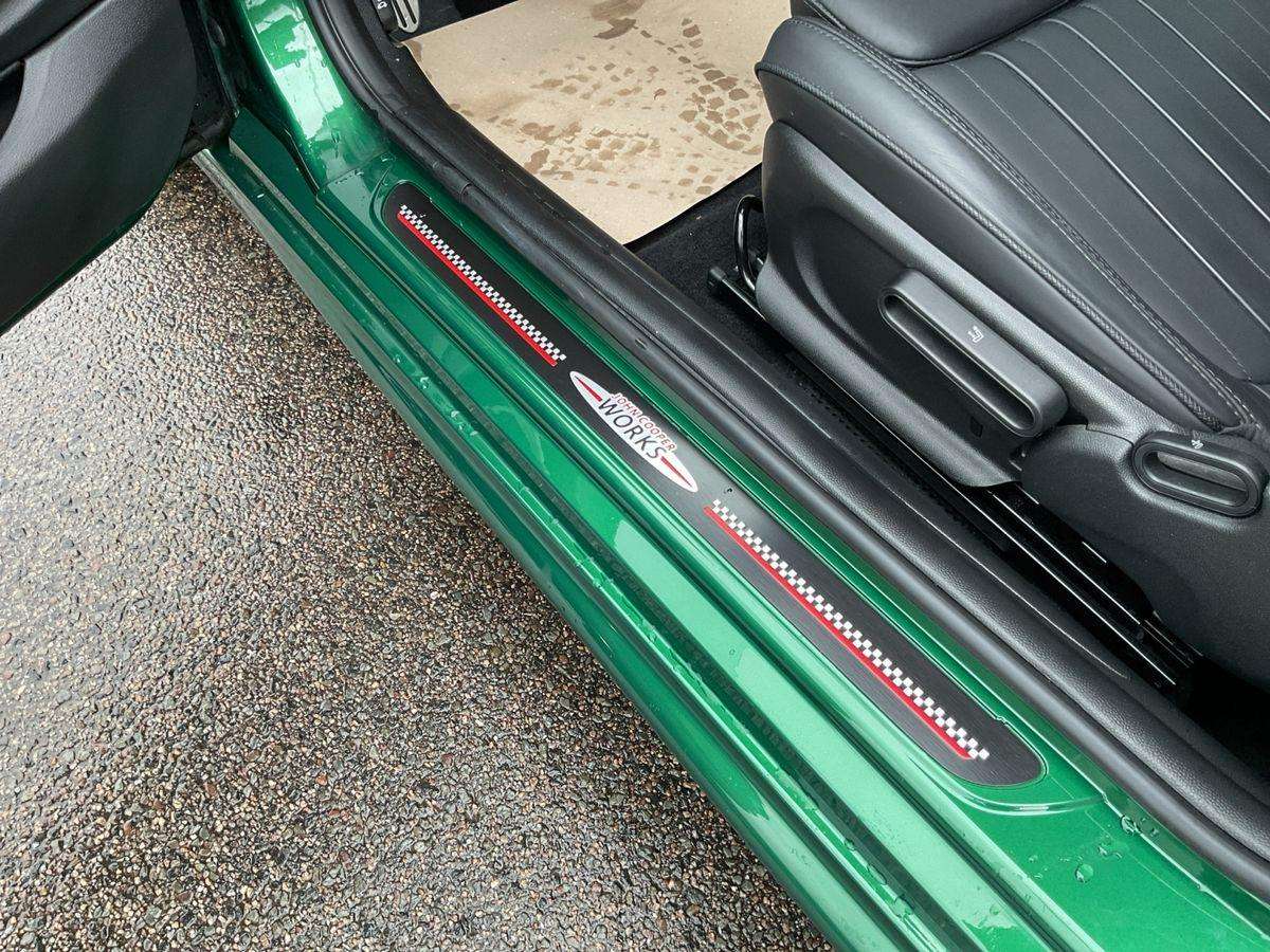 Fahrzeugbild eines MINI MINI