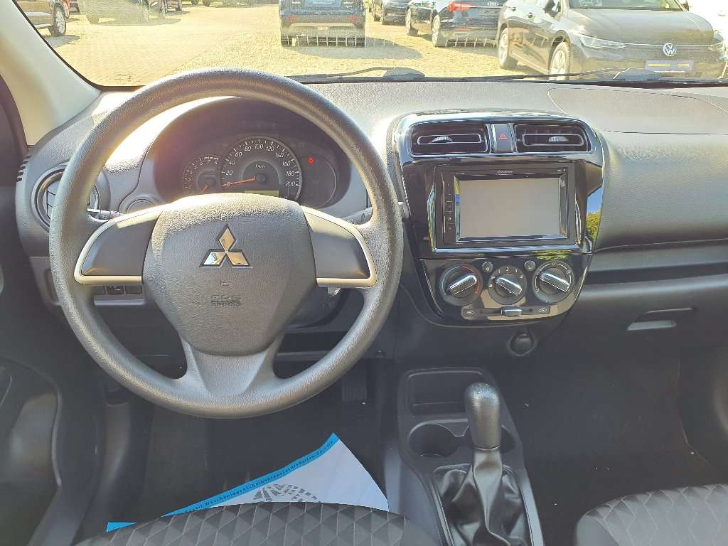 Fahrzeugbild eines Mitsubishi Space Star