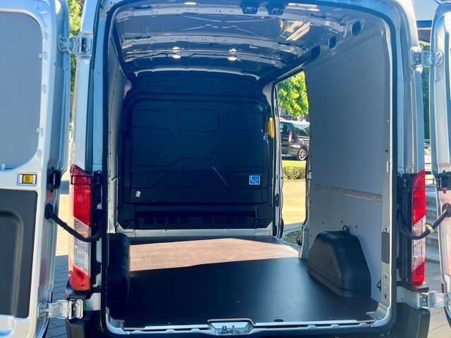 Fahrzeugbild eines Ford Transit