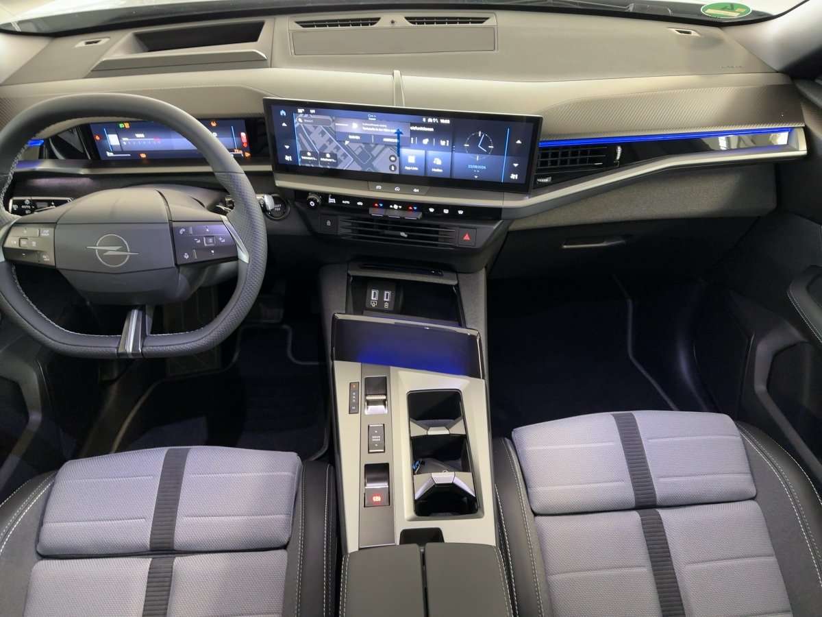 Fahrzeugbild eines Opel Grandland X