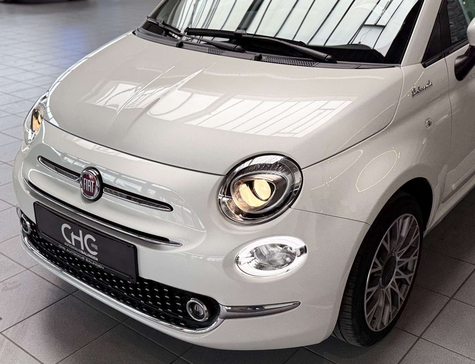 Fahrzeugbild eines Fiat 500