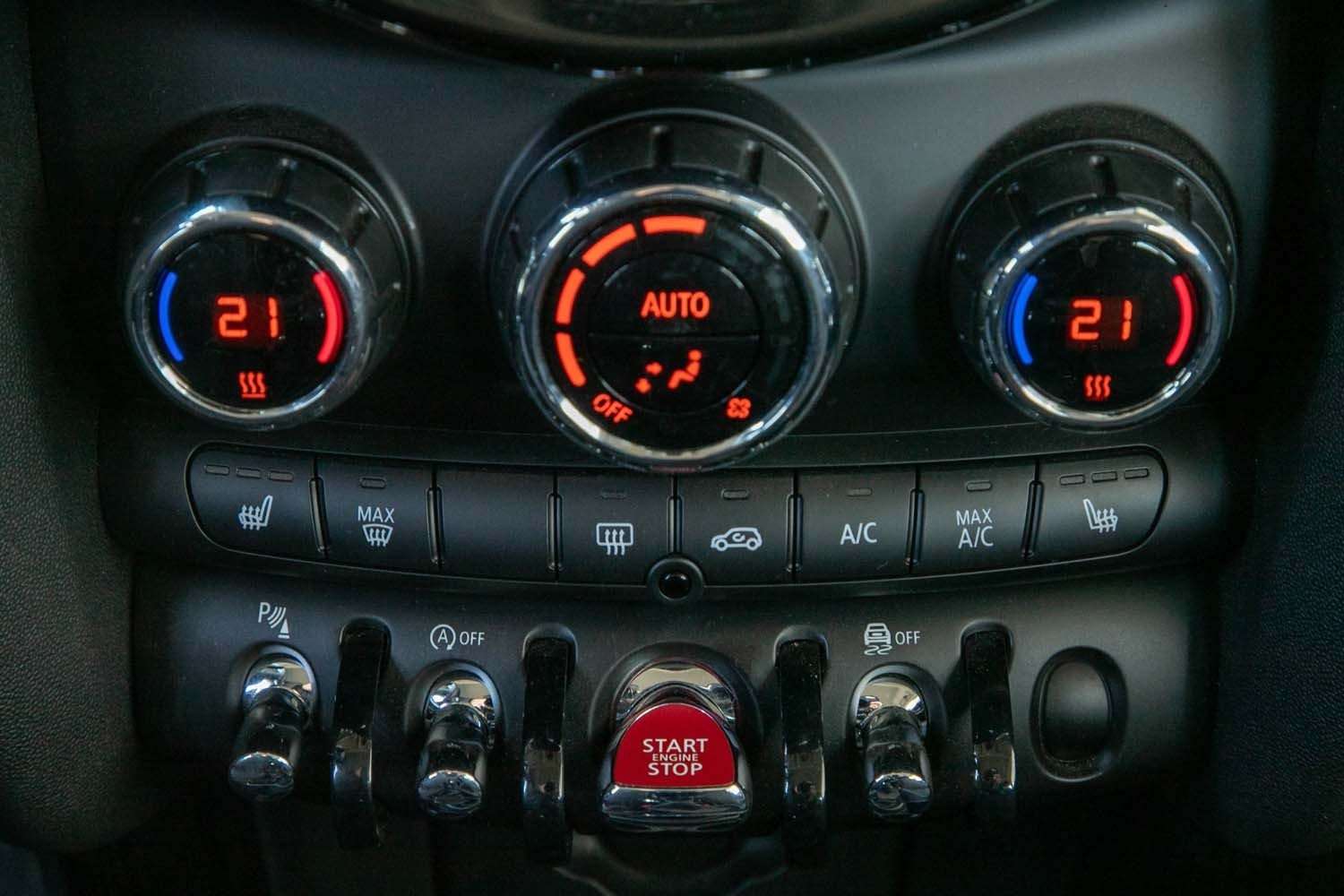 Fahrzeugbild eines MINI COOPER