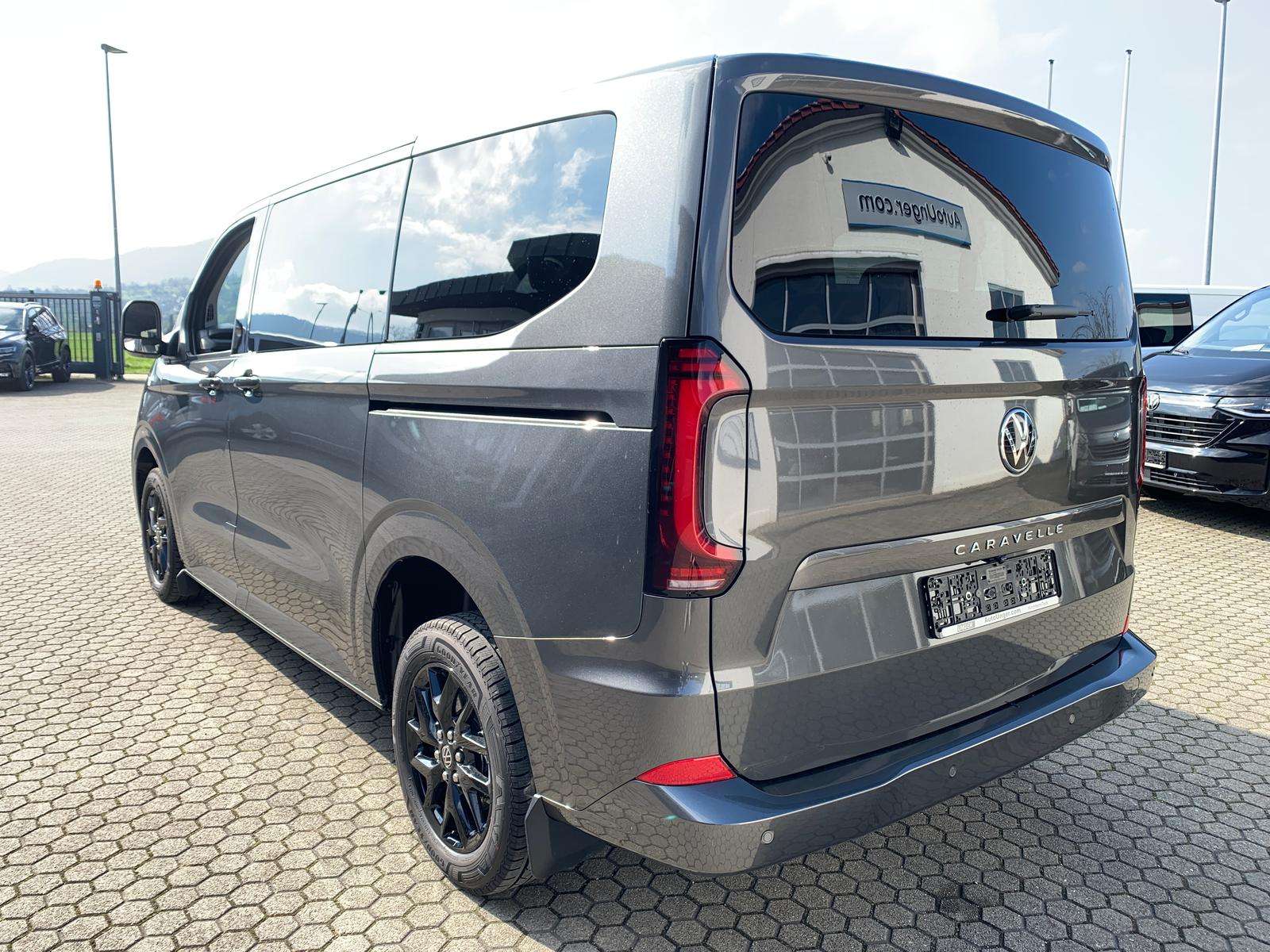 Fahrzeugbild eines Volkswagen Caravelle