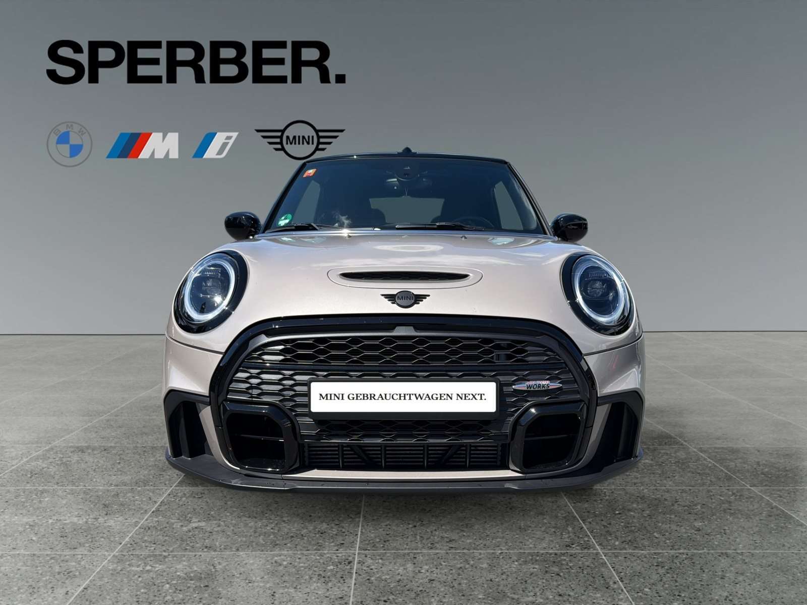 Fahrzeugbild eines MINI COOPER
