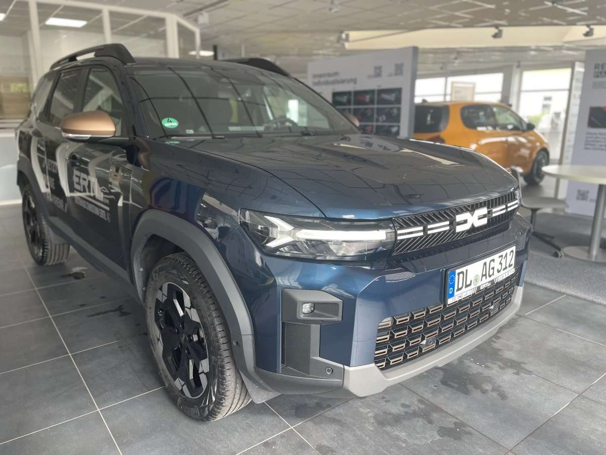 Fahrzeugbild eines Dacia Bigster