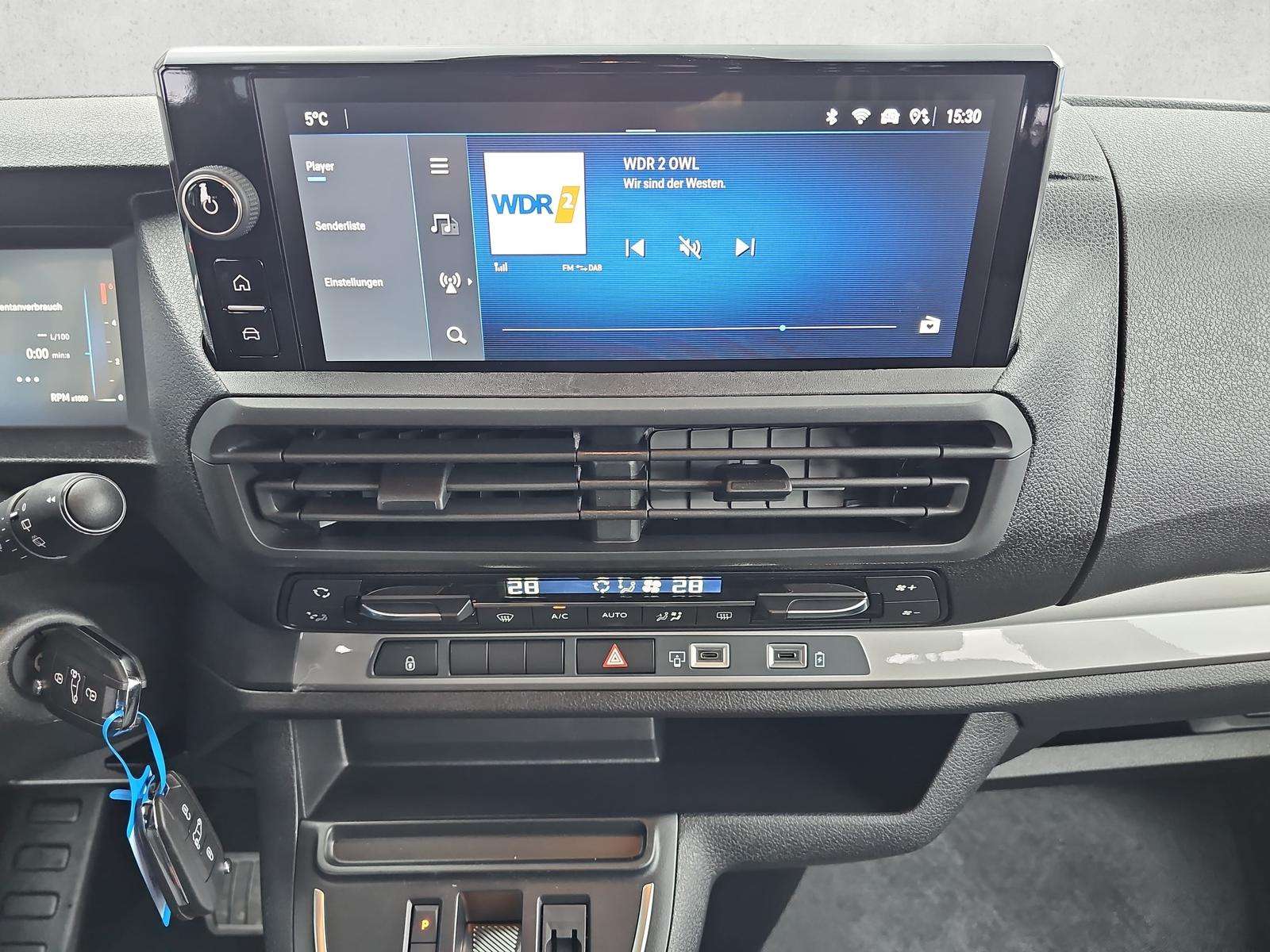 Fahrzeugbild eines Opel Vivaro