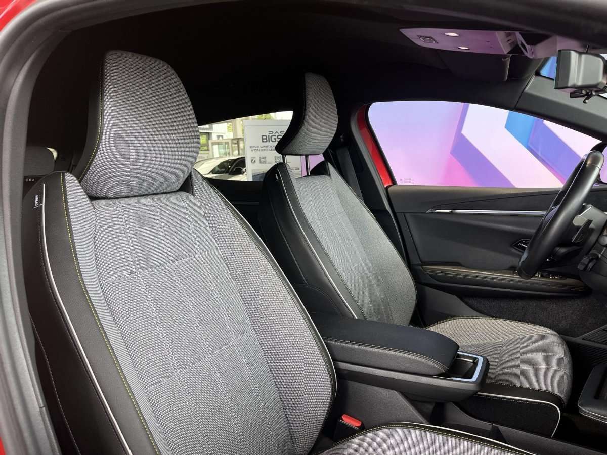 Fahrzeugbild eines Renault Megane E-TECH