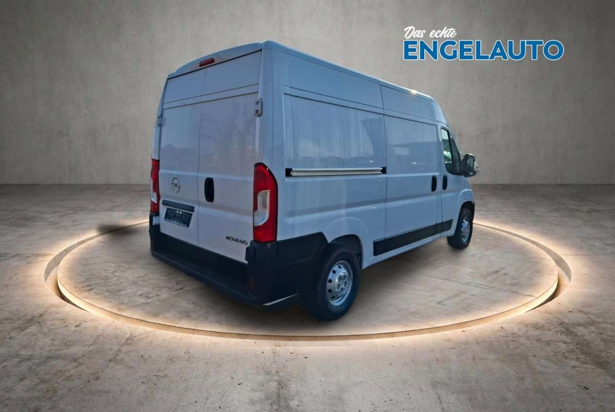 Fahrzeugbild eines Opel Movano