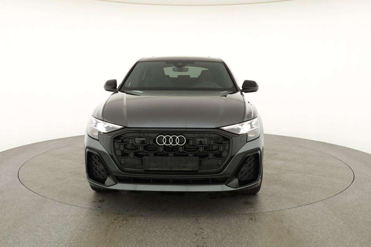 Fahrzeugbild eines Audi Q8