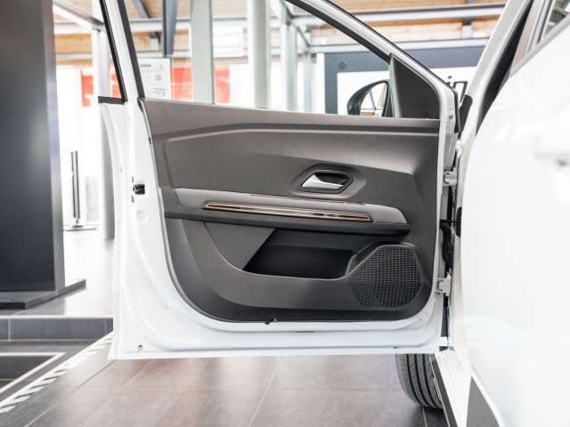 Fahrzeugbild eines Dacia Sandero