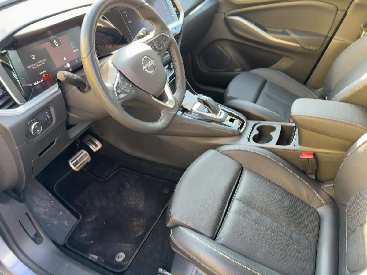 Fahrzeugbild eines Opel Grandland X