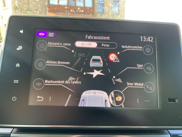 Fahrzeugbild eines Renault Kangoo