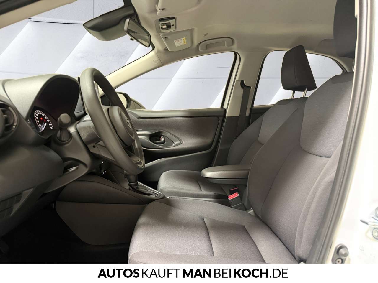 Fahrzeugbild eines Mazda Mazda2 Hybrid