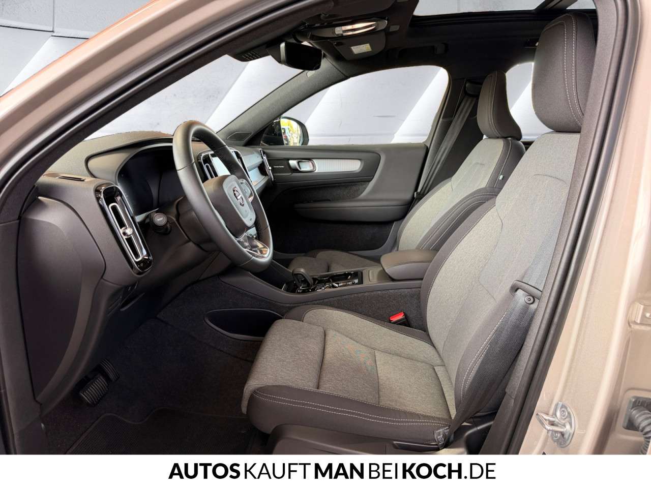 Fahrzeugbild eines Volvo XC40