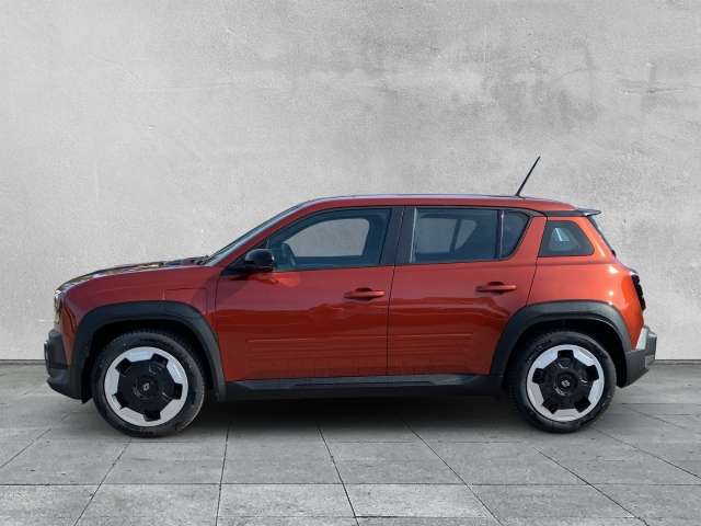 Fahrzeugbild eines Renault 4 E-TECH