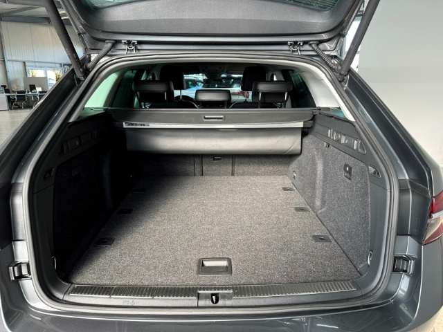 Fahrzeugbild eines Skoda Superb