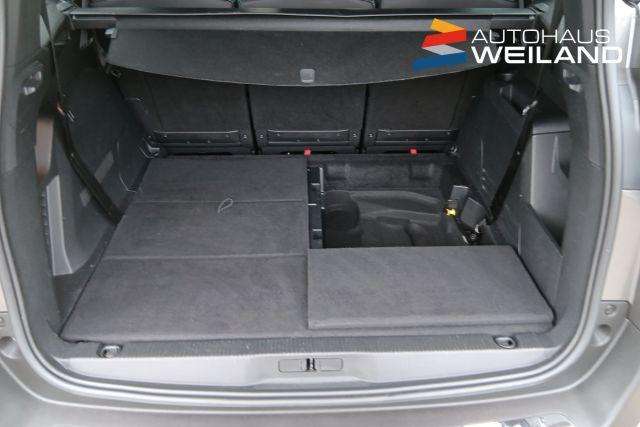 Fahrzeugbild eines Peugeot 5008