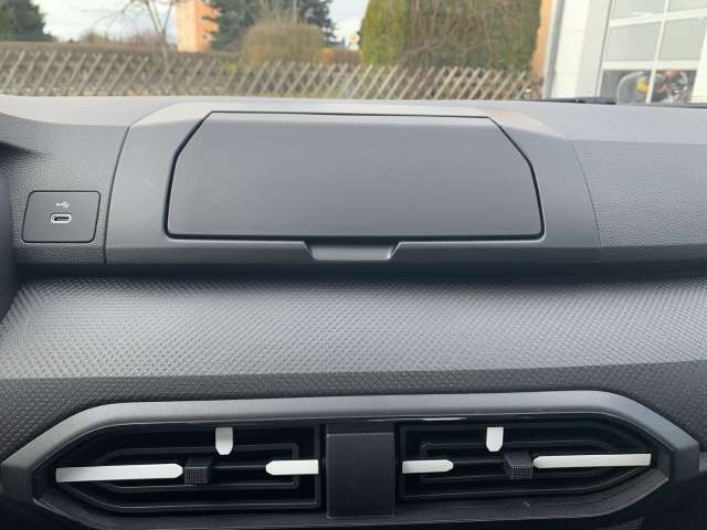 Fahrzeugbild eines Dacia Sandero