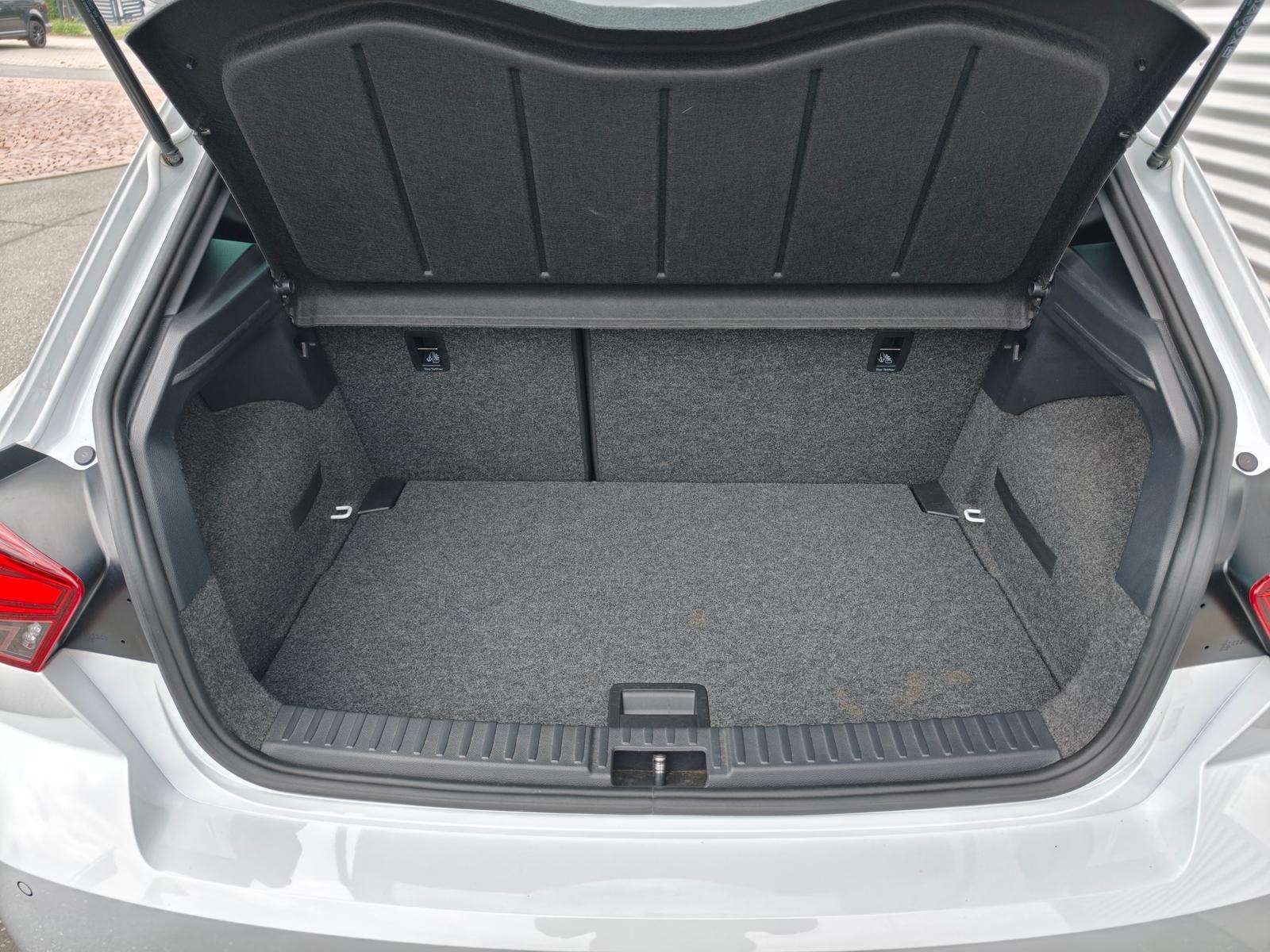 Fahrzeugbild eines SEAT Ibiza